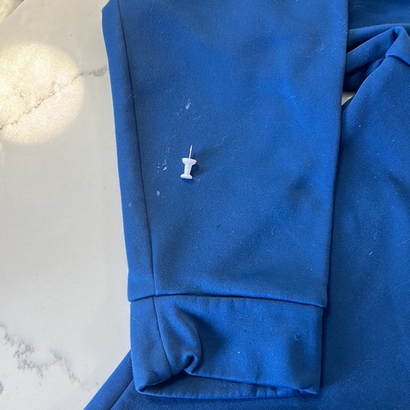 North Face Hoodie - Picture 4 of 6